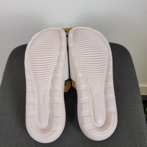 Nike Victori One Barely Rose/Silver Women's Slides Sandals US Size 10 - Picture 6 of 7